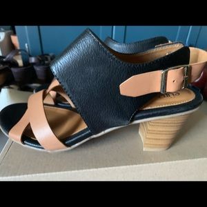 Black & Tan strapy sandals